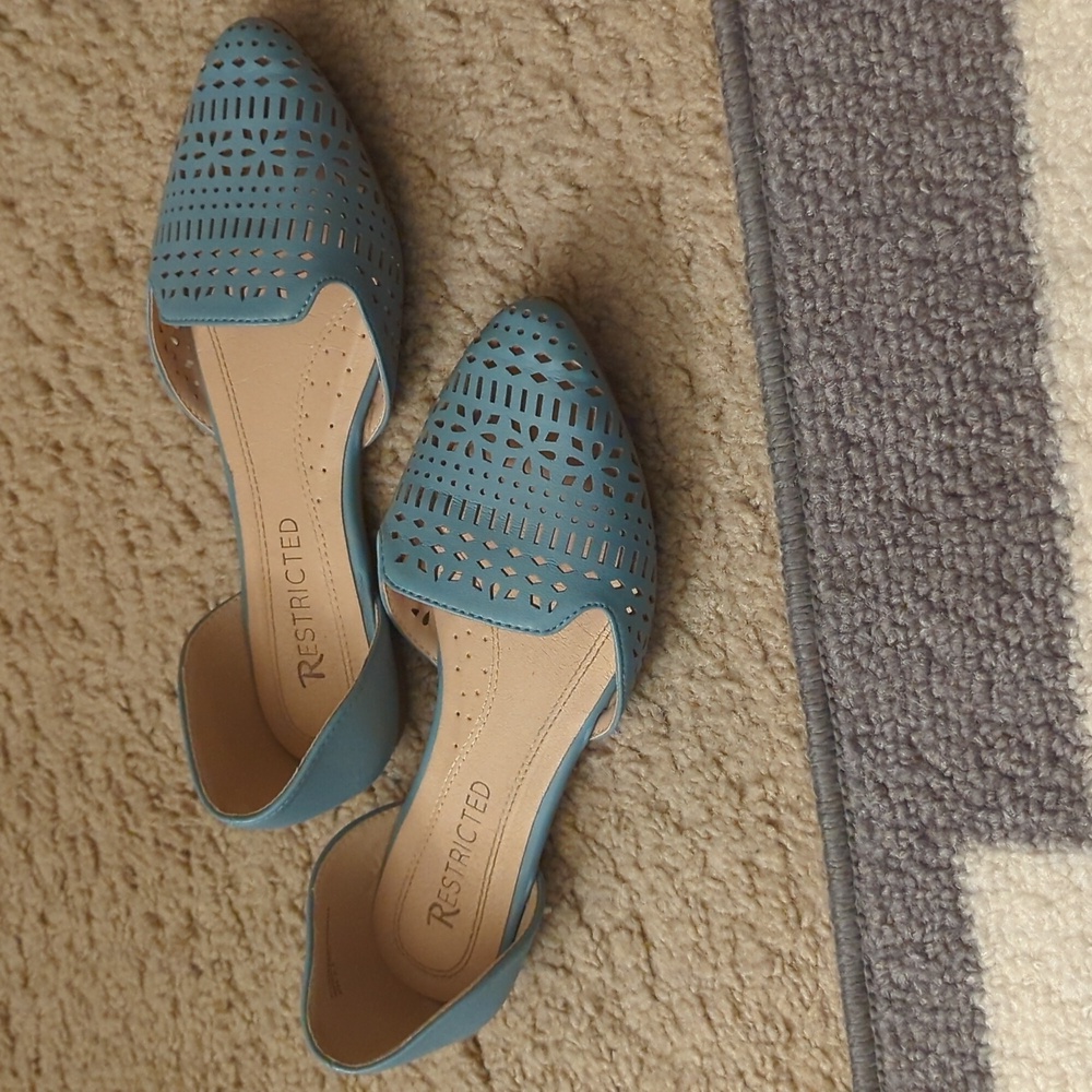 Blue Flats Cut-Out Patterns
